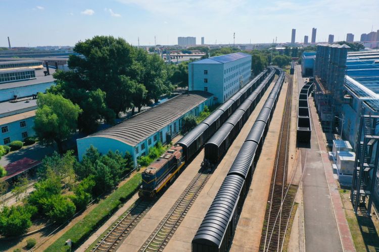 CRRC Qiqihar consegna 182 carri merci aggiornati a China Railway