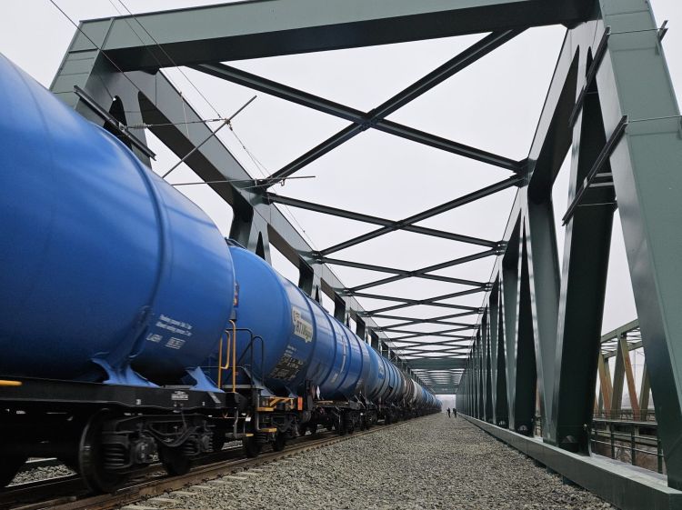 Croatia and Hungary connected by new rail track over the Drava River bridge