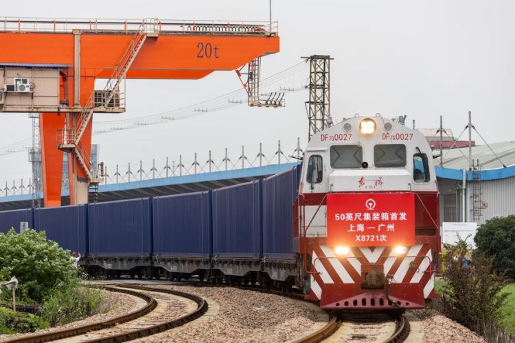 China Railways wprowadza do użytku 50-stopowe kontenery
