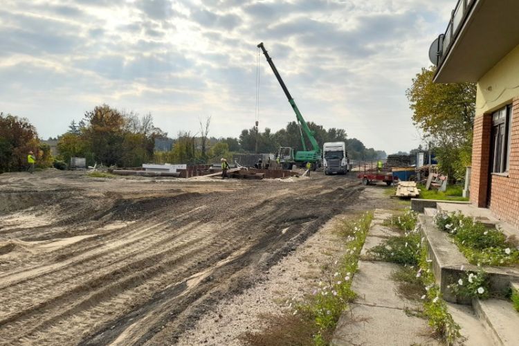 Modernization on track: AŽD selected to upgrade the Hungarian railway corridor