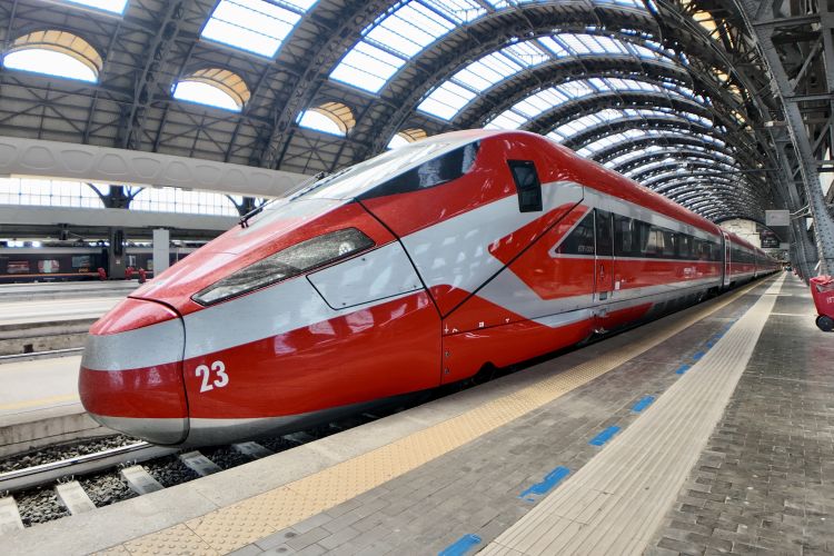 Hitachi Rail představuje nový model ETR1000