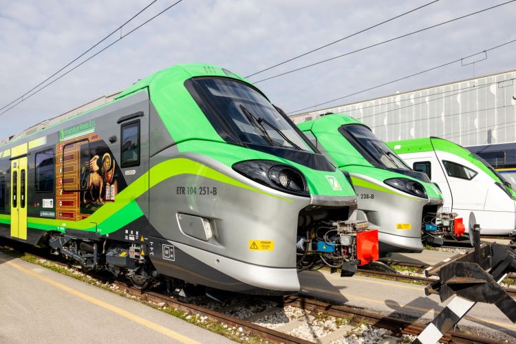 Șase trenuri noi intră în circulație în regiunea italiană Veneto, pe măsură ce reînnoirea flotei continuă