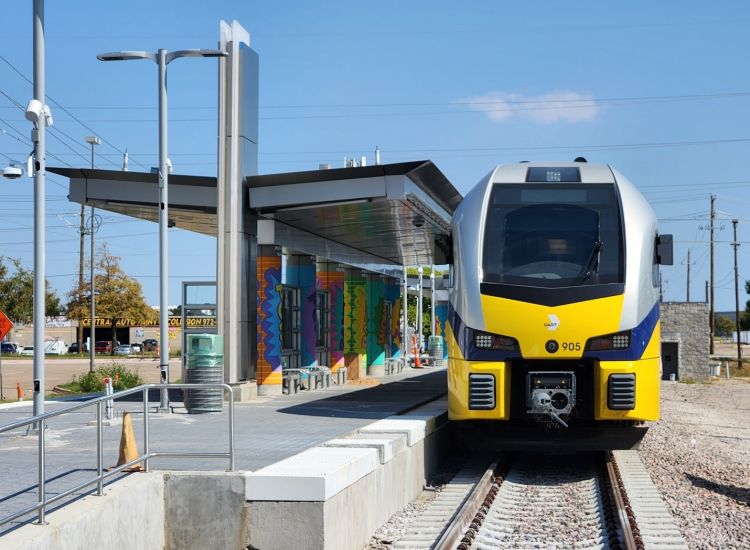 Dallas Bölgesi Hızlı Transit Gümüş Hattı bu yılın sonunda açılabilir