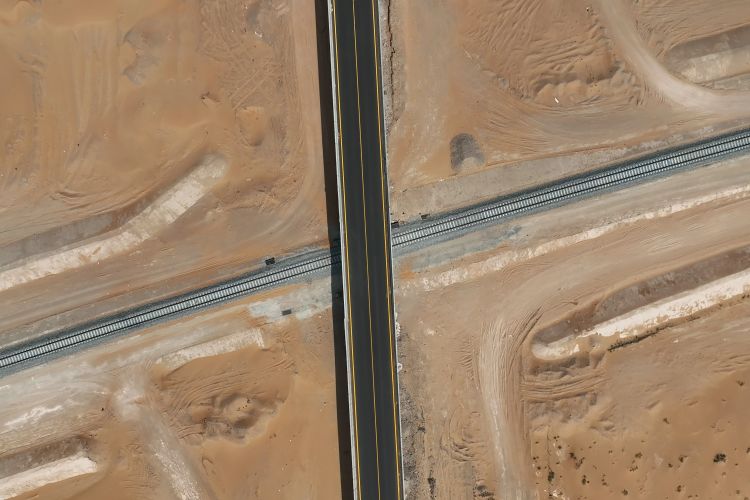 Etihad Rail completes tracklaying works for the main line in Sharjah and Ras Al Khaimah