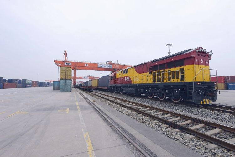 Cargo-partner organizes critical rail shipments for a European retailer