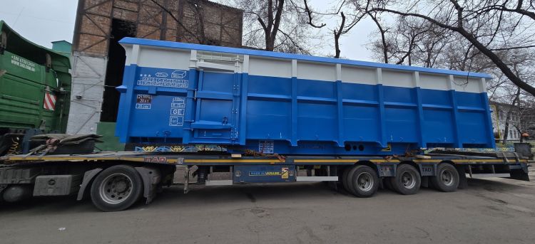 TAS vyrábí vozy MULTIBox pro společnost TransANT, jejímž se stává většinovým vlastníkem.