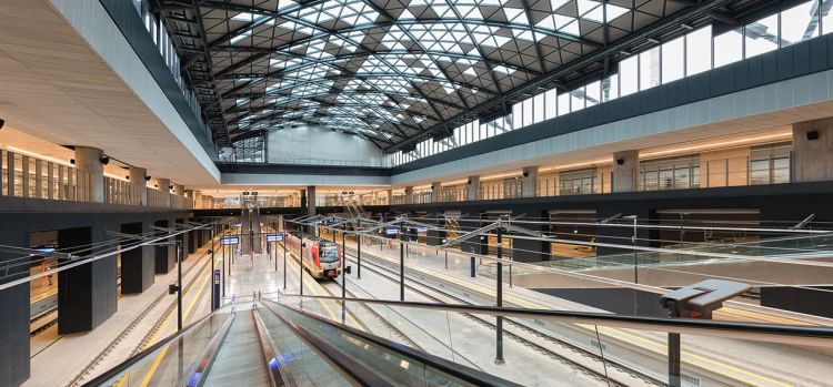 Liberalización del ferrocarril de alta velocidad polaco: CPK inicia consultas con los operadores ferroviarios europeos