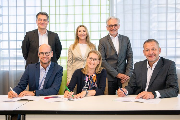 DB Cargo, LogServ y voestalpine colaboran en el transporte sostenible de acero