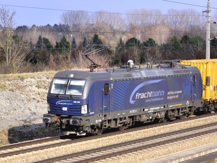 Duisburg–Wels connection reorganised with new operator FRACHTbahn Traktion