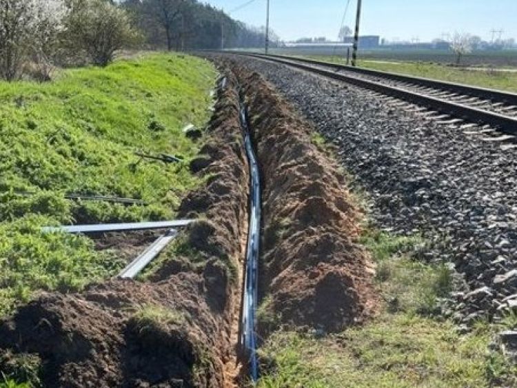 VUZ postupuje s instalací ETCS a projekty solární energie