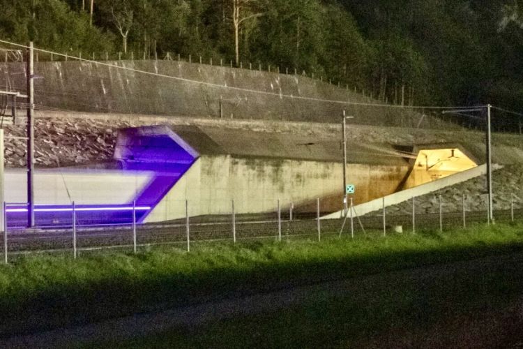 Gotthard Base Tunnel ma zostać ukończony przed końcem września