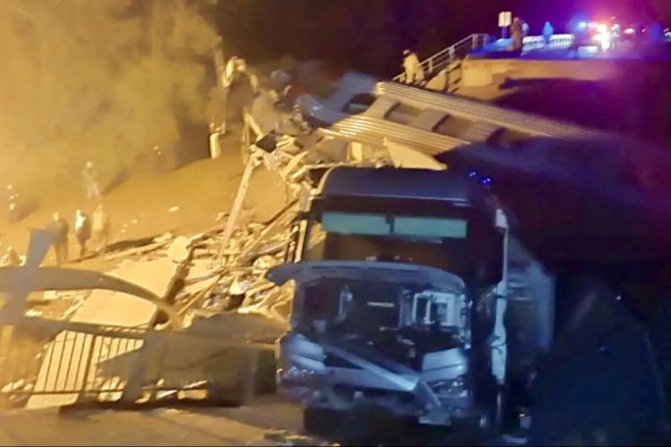 BREAKING NEWS Russia: Incidente ferroviario: sette morti