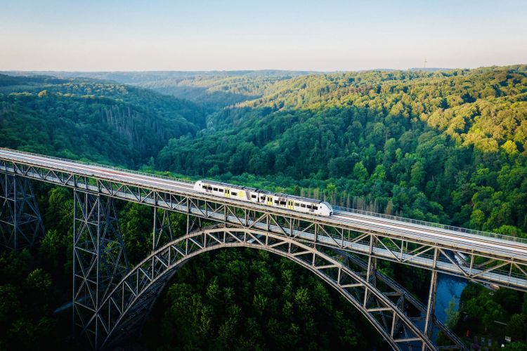 I primi treni a batteria per la Renania Settentrionale-Vestfalia entreranno in servizio nel 2026