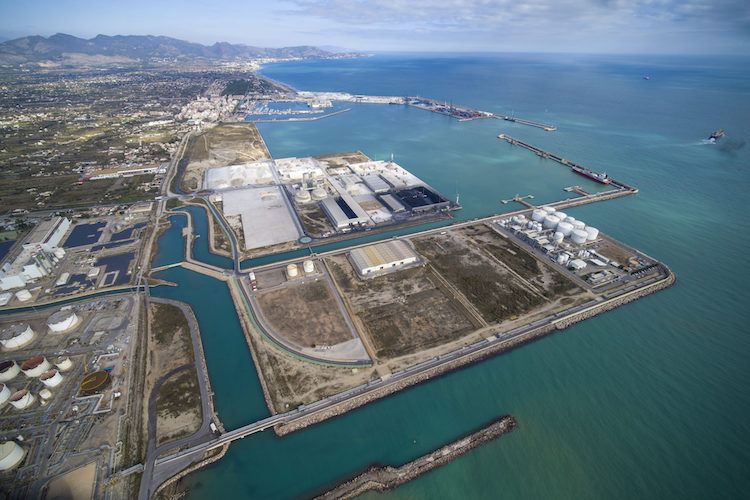 Inwestycja Adifa o wartości 75,3 mln euro, która zwiększy ruch towarowy w porcie Castellón.
