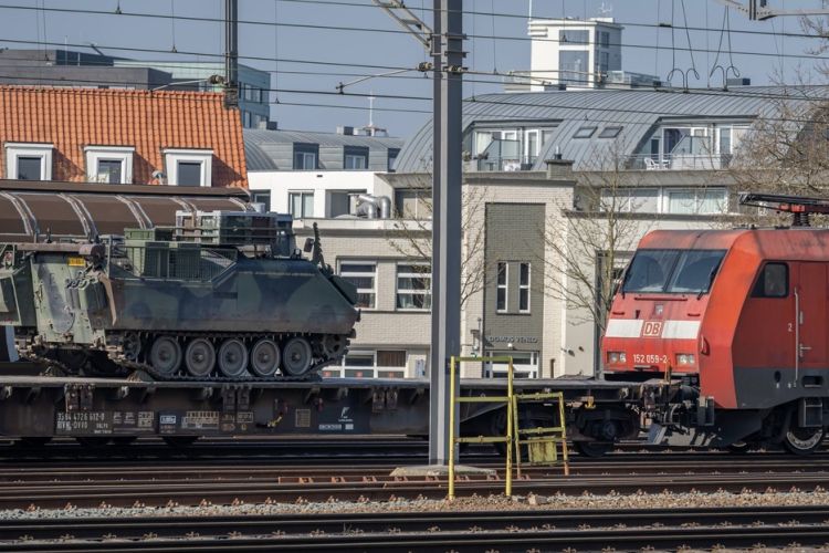 EU: €790 million to support military transport