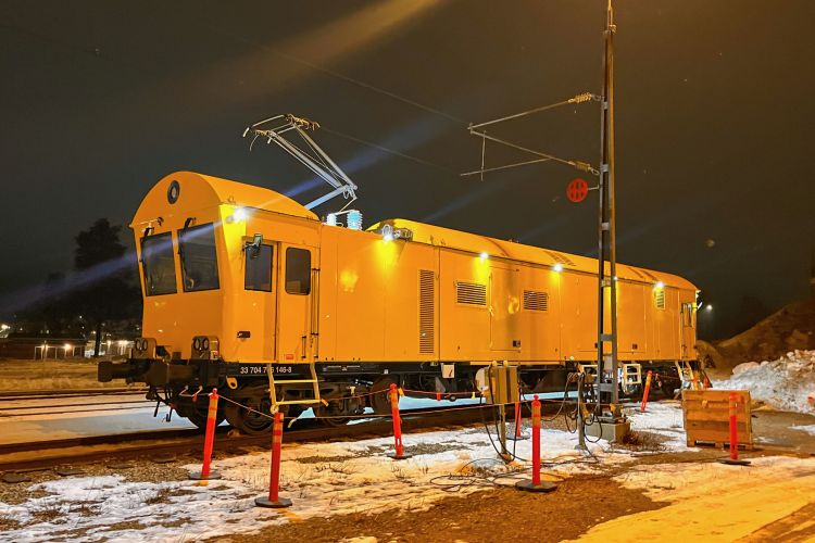 Railcare sperimenta un nuovo veicolo elettrico per la manutenzione ferroviaria