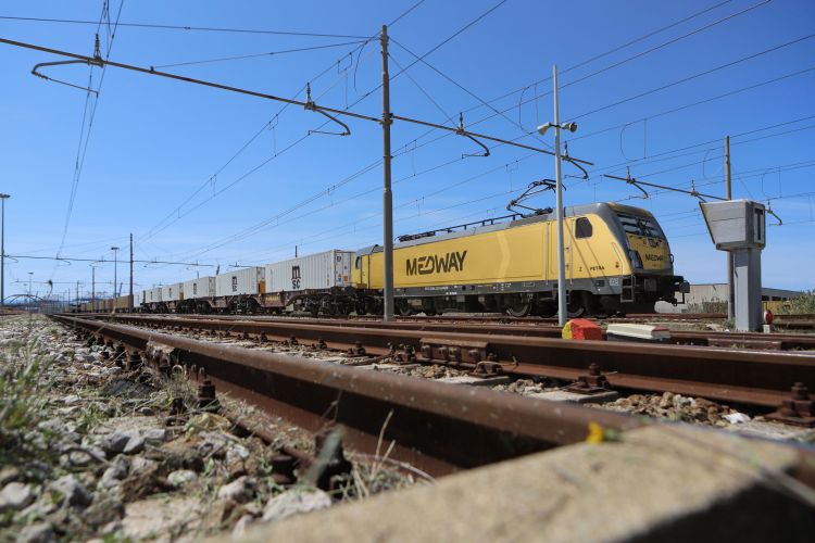 MSC and Medlog open refrigerated rail link between Gioia Tauro and Verona