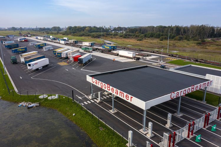 CargoBeamer ofrece un servicio integrado de primera y última milla
