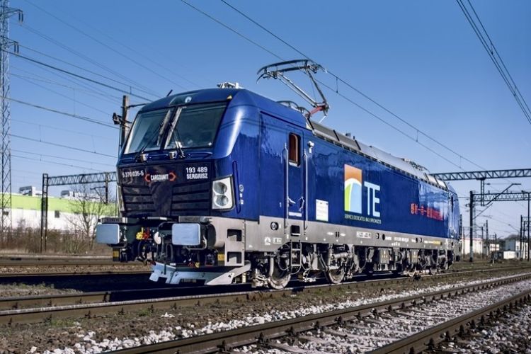 CARGOUNIT: prestito di 338 milioni di euro per l'acquisto di locomotive