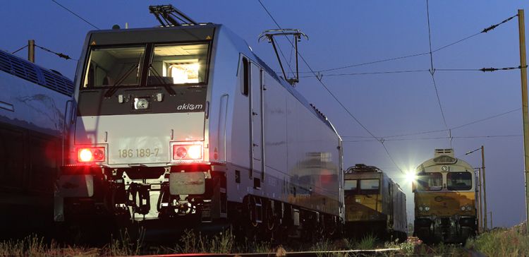 Akiem e Talbot Services firmano un contratto per la revisione di 23 locomotive Traxx