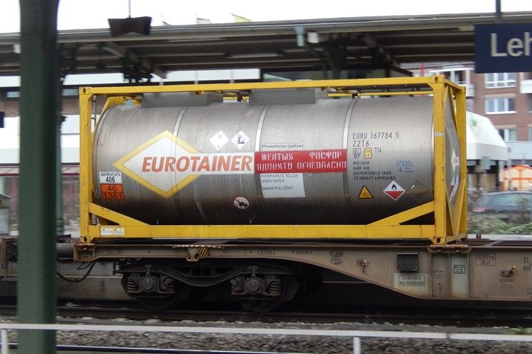 FORWARDIS schafft es, gefährliches Material von Kasachstan nach Europa zu transportieren und dabei Russland zu umgehen