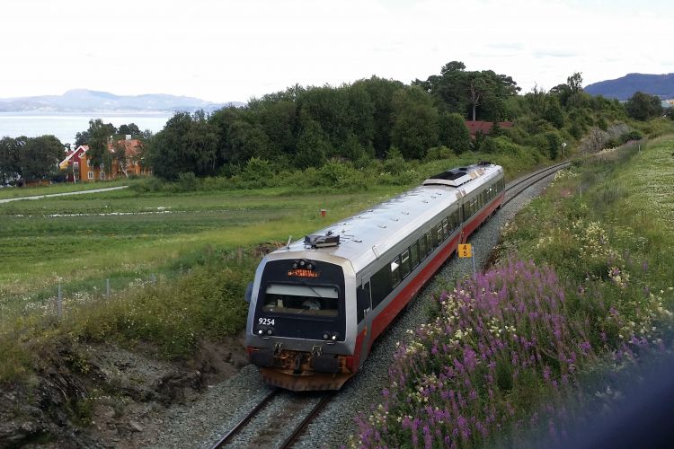 Norsko utratilo miliony za vlakový dar Ukrajině