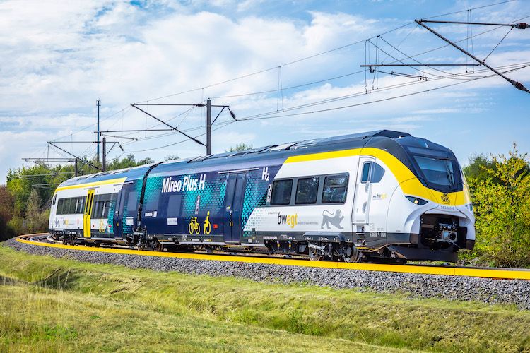La pietra miliare del progetto H2goesRail: Siemens e Deutsche Bahn testano la prima corsa del treno a idrogeno